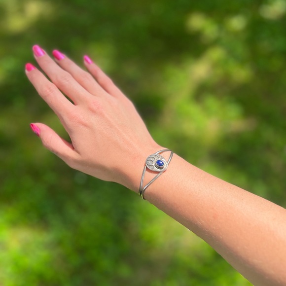 Vintage Sterling Silver Navajo Azurite Bear Paw Cuff Bracelet - Picture 4 of 16